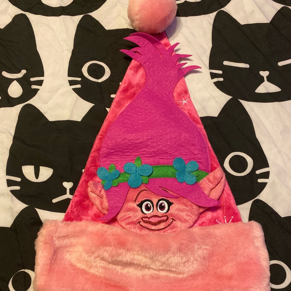 Trolls hat